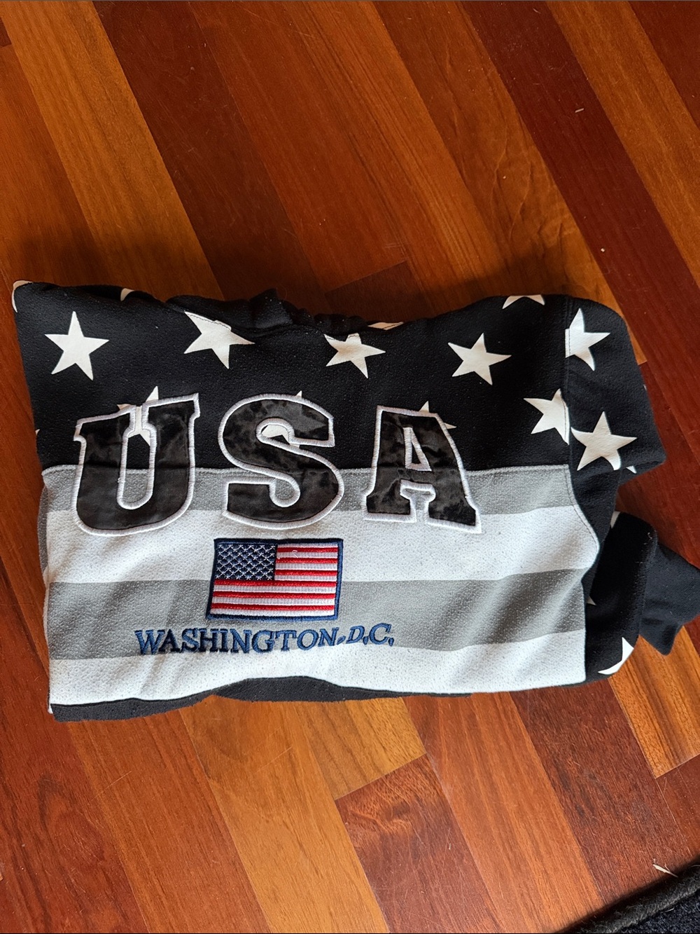 USA Stars & Stripes Washington D.C. Graphic Sweatshirt - Black, White, Gray
